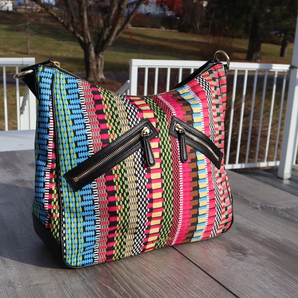 Vera Bradley Handbags - Vera Bradley polyester printed large bag tote